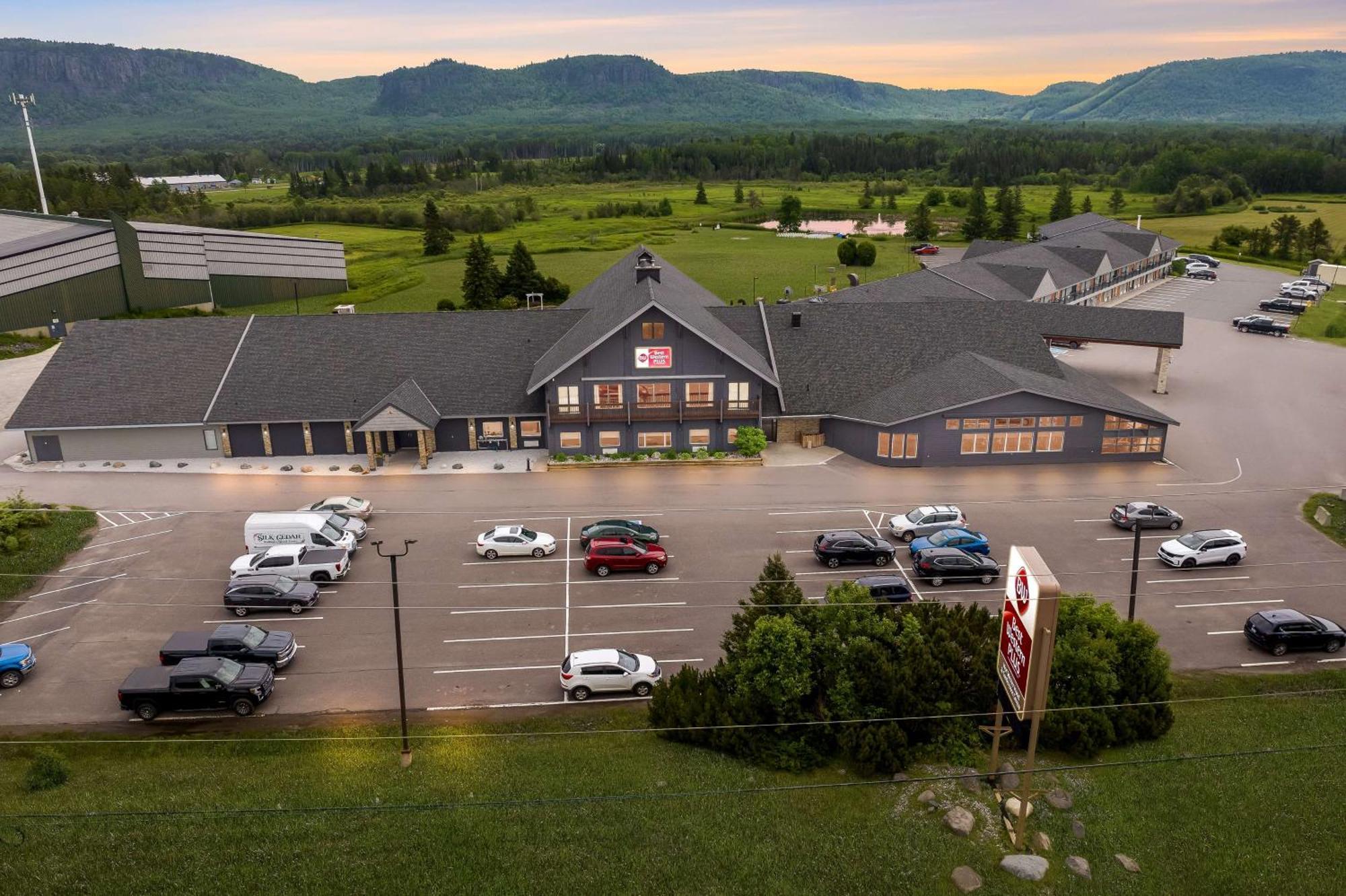 Best Western Plus Norwester Hotel & Conference Centre Thunder Bay Exterior foto